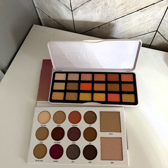 Morphe Eyeshadow Pallets - Picture 2 of 2